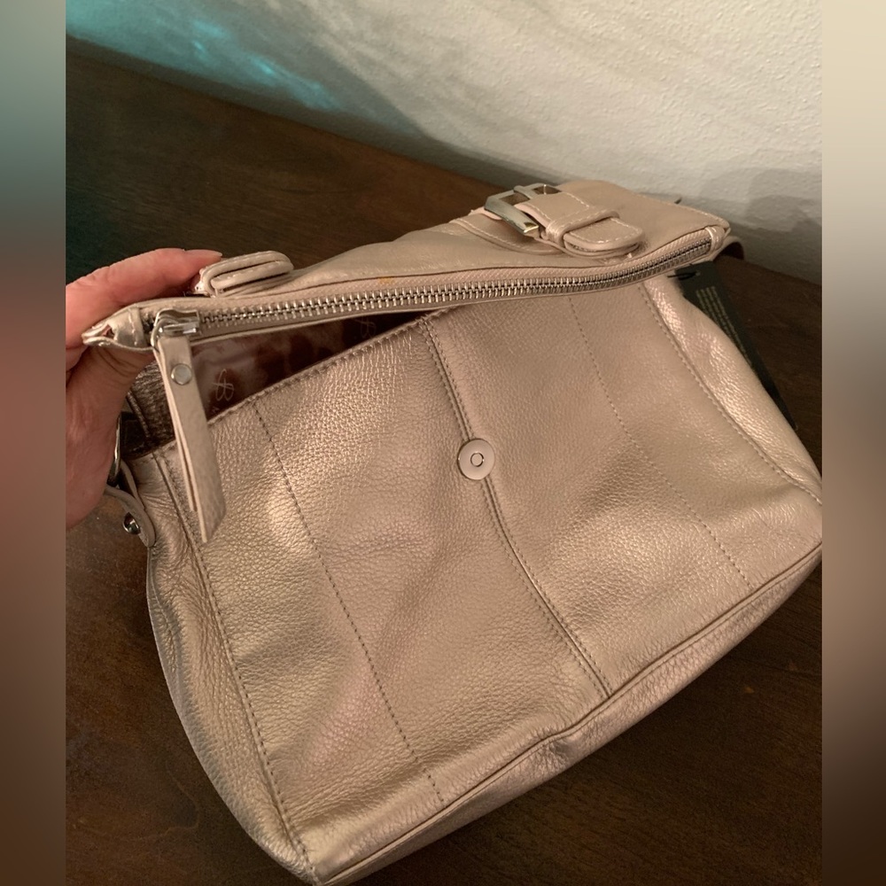 NWT B. Makowsky Leather Metallic Bag - Picture 8 of 12